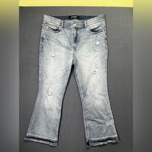 Express Cropped Bell Flare High Rise Jeans Womens 12 Blue Denim Distressed 1470